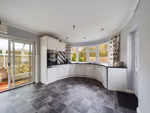 Kitchen - click for photo gallery